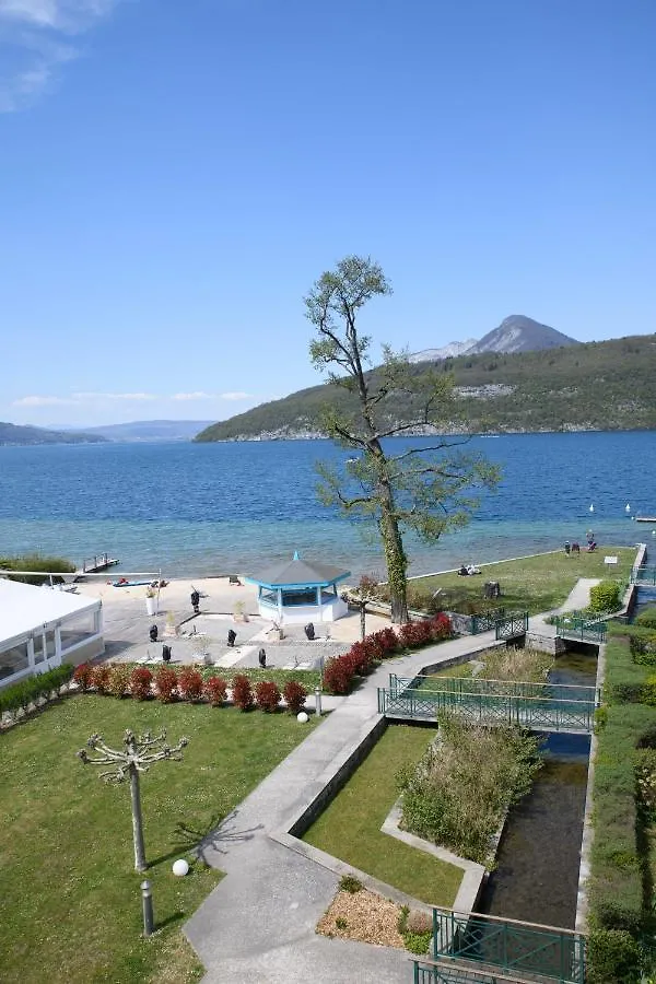 Logement Atypique Avec Vue Unique Panoramique Sur Le Lac D'Annecy, Dans Une Residence Avec Plage Et Ponton Privee Sur La Commune De Duingt